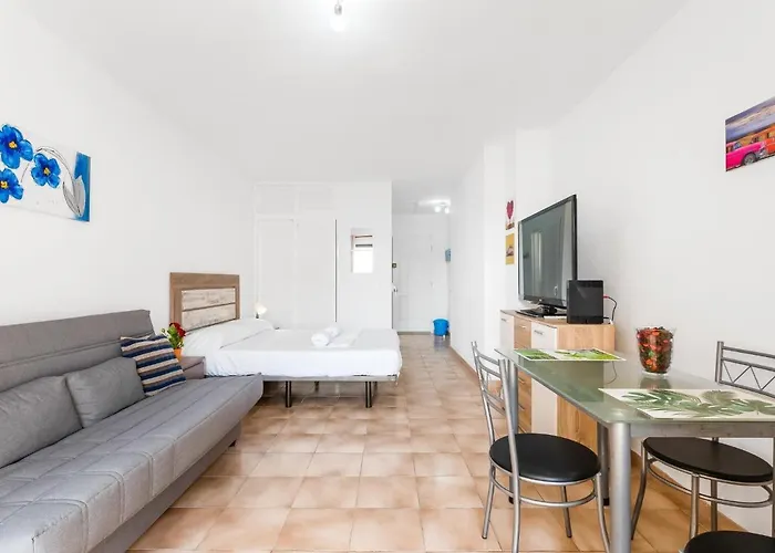 Apartment 651 Bright Establishment, Heated Pool And Wi Fi