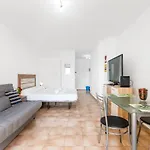 شقة 651 Bright Establishment, Heated Pool And Wi Fi