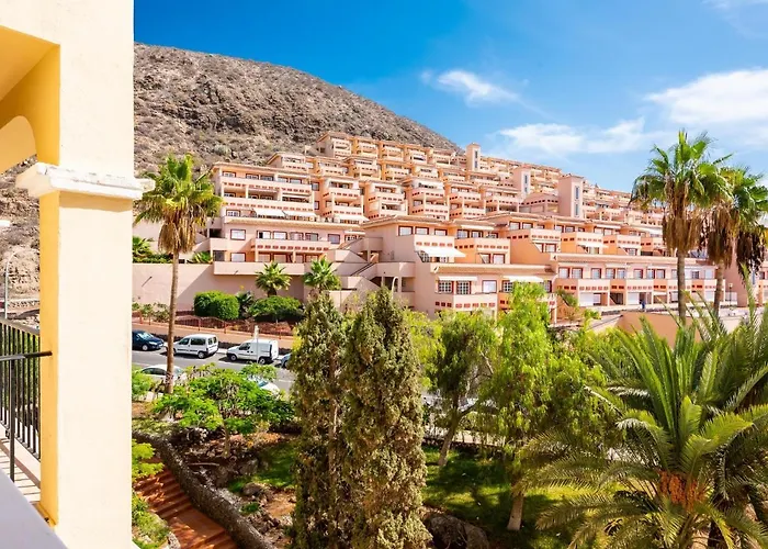 651 Bright Establishment, Heated Pool And Wi Fi شقة